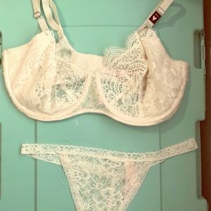 Victoria’s Secret Set